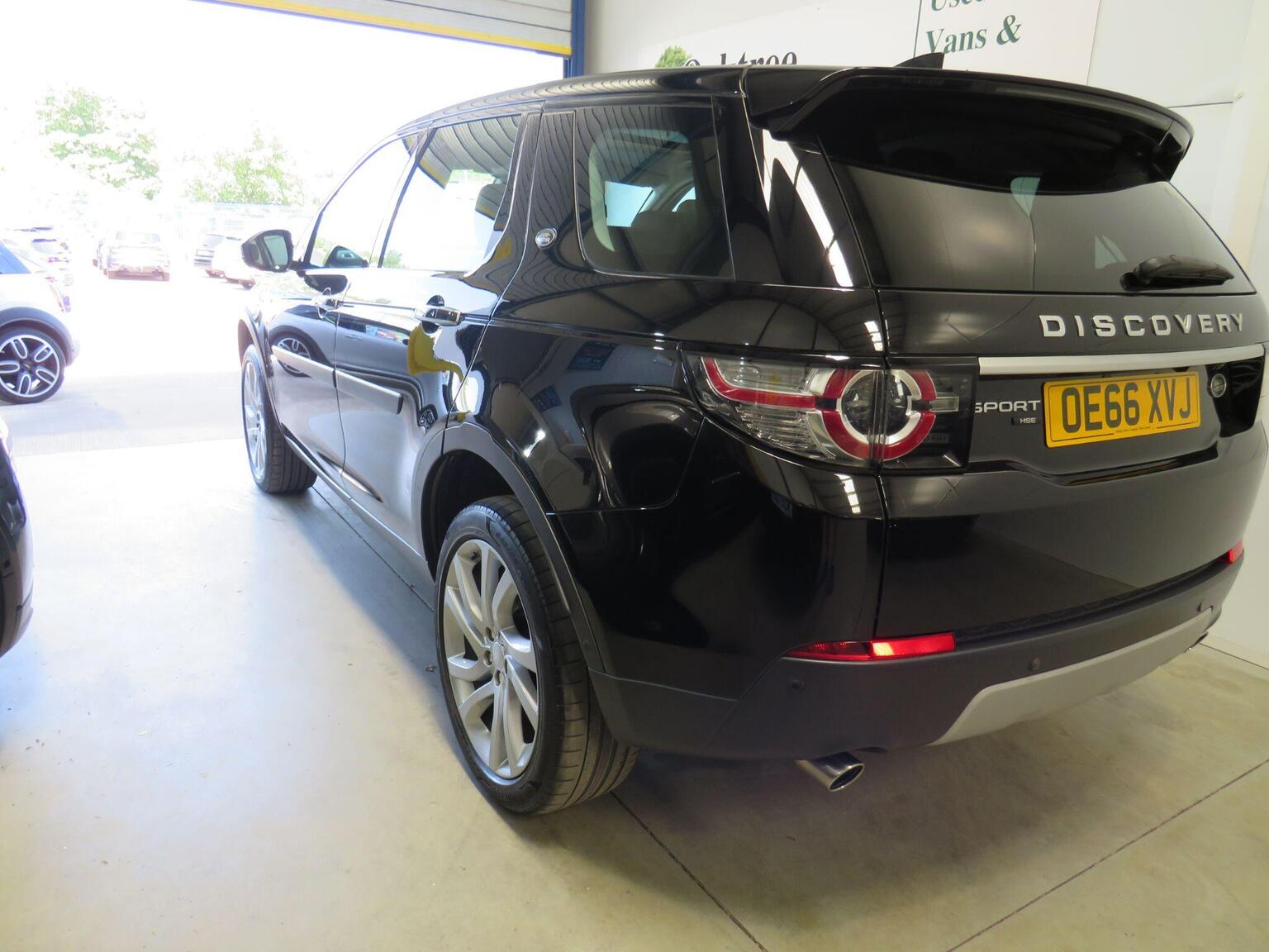 2017 Land Rover DISCOVERY SPORT 2.0 TD4 HSE Luxury Auto 4WD Euro 6 (s/s) 5dr, exterior view 4