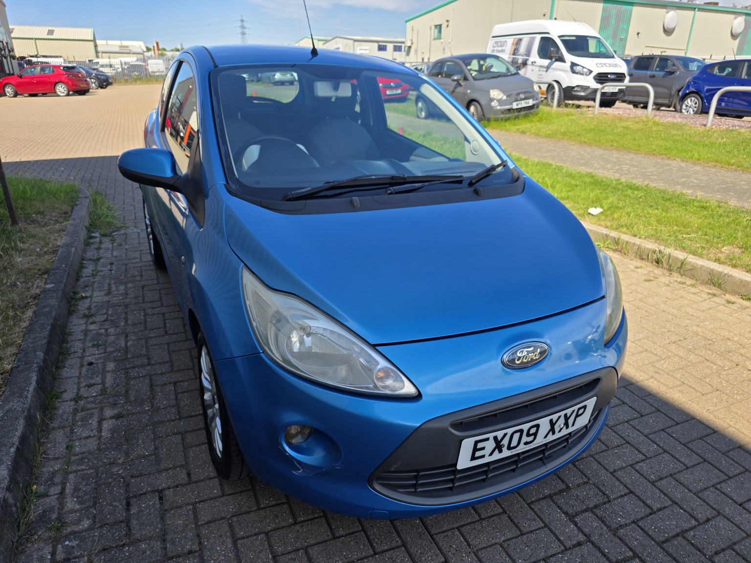 2009 Ford KA 1.2 Zetec, exterior view 2