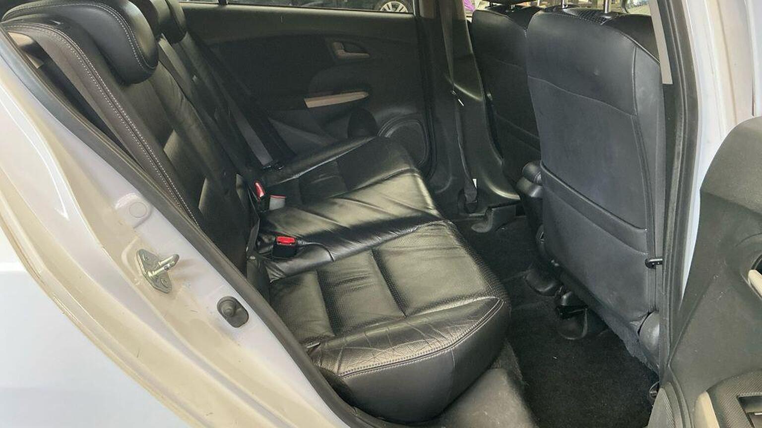2011 Honda INSIGHT 1.3h IMA EX CVT Euro 5 5dr, exterior view 4