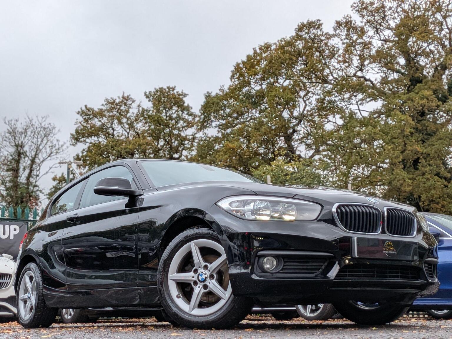 2016 BMW 1 SERIES 1.5 118i SE Euro 6 (s/s) 3dr, exterior view 4
