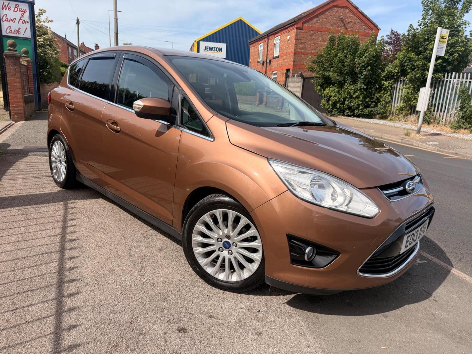 2013 Ford C-MAX 1.0T EcoBoost Titanium Euro 5 (s/s) 5dr for sale, exterior front view