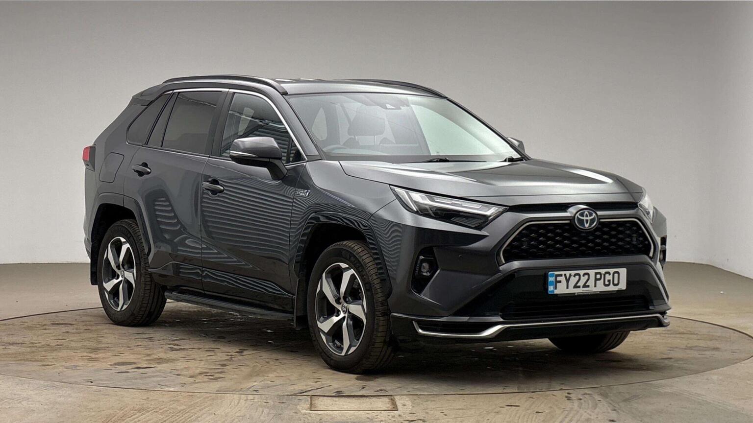 2022 Toyota RAV4 2.5 VVT 18.1kWh Design CVT 4WD Euro 6 (s/s) 5dr for sale, exterior front view