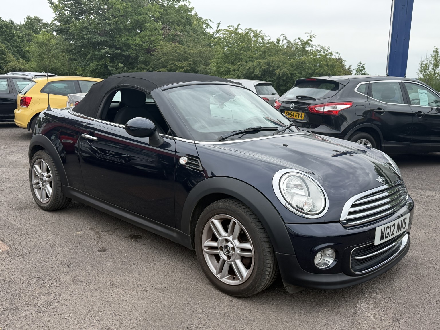 2012 MINI ROADSTER 1.6 Cooper Roadster for sale, exterior front view