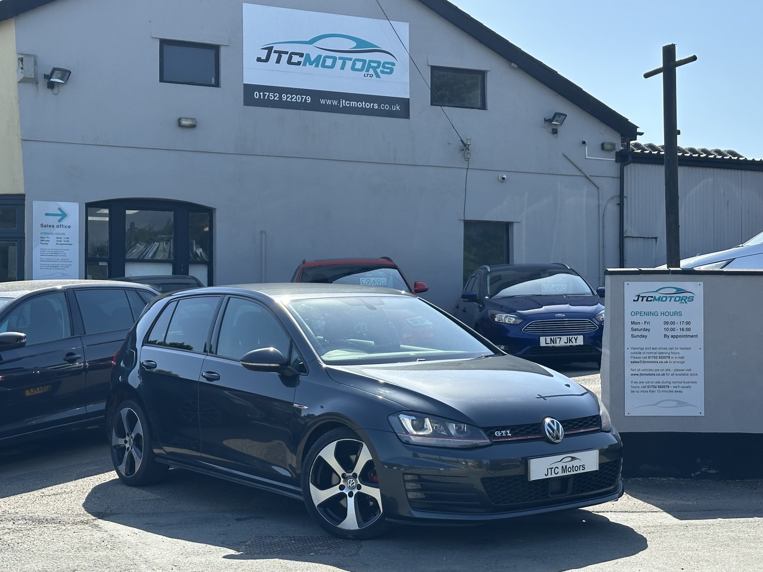 2014 VOLKSWAGEN GOLF 2.0 TSI GTI 5dr Man, petrol, grey + good history