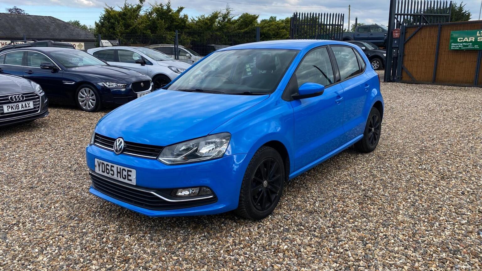 2015 Volkswagen POLO 1.4 TDI BlueMotion Tech SE Euro 6 (s/s) 5dr, exterior view 3