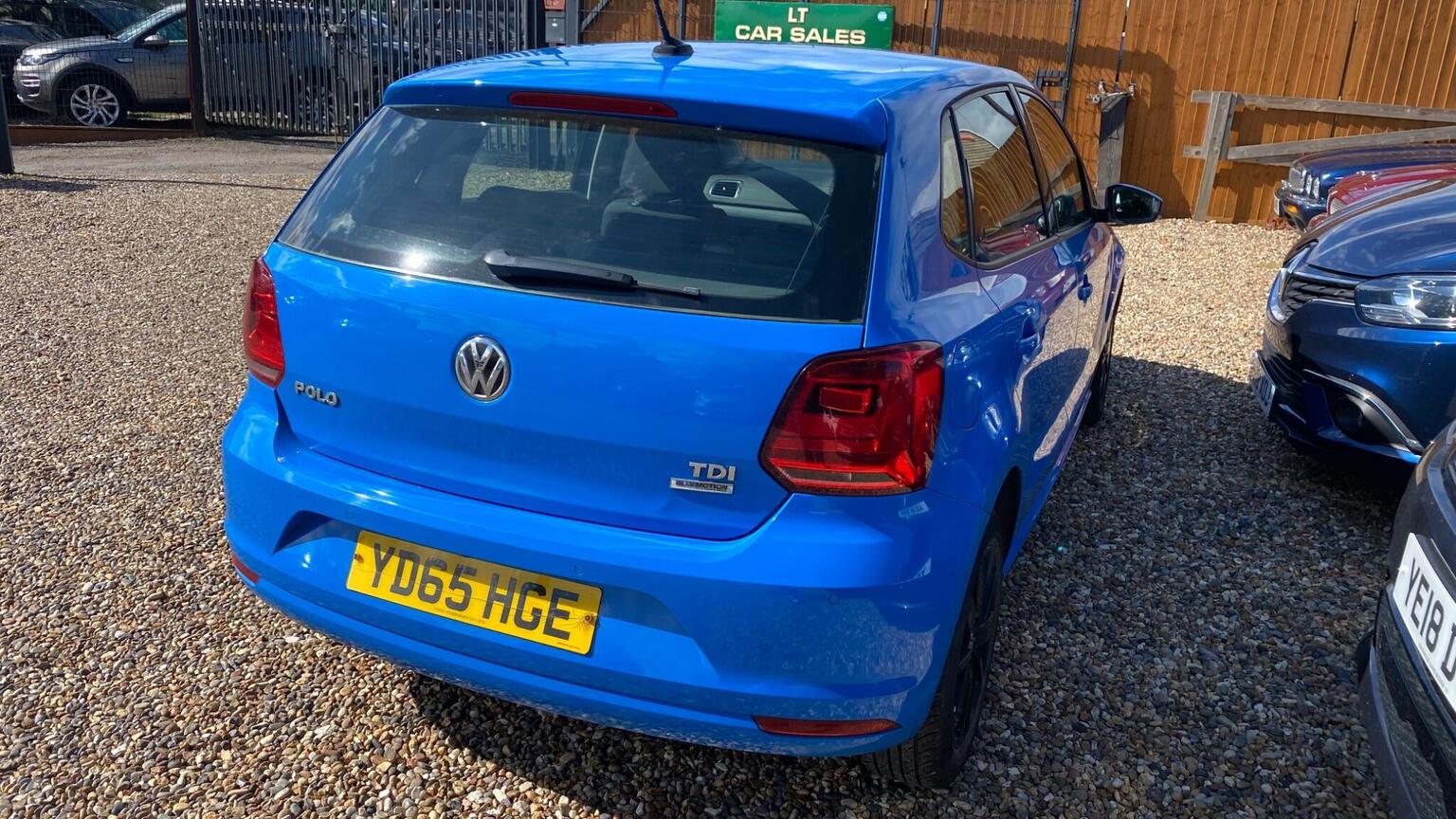 2015 Volkswagen POLO 1.4 TDI BlueMotion Tech SE Euro 6 (s/s) 5dr, exterior view 4
