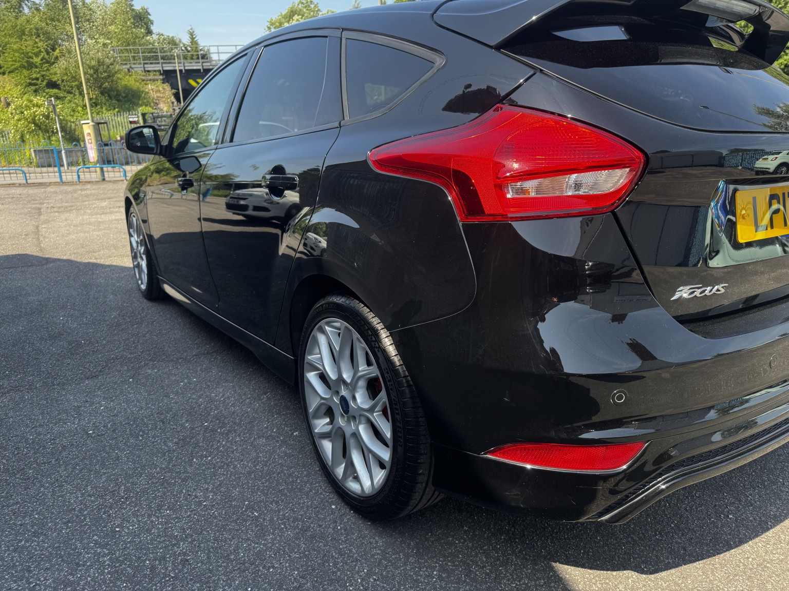 2017 Ford FOCUS 1.0 T EcoBoost ST-Line, exterior view 4