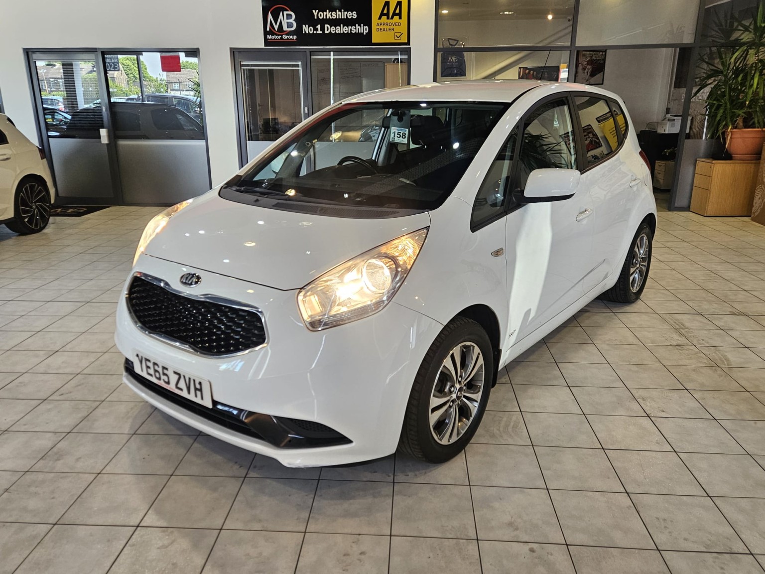 2015 Kia VENGA 1.4 SR7, exterior view 3