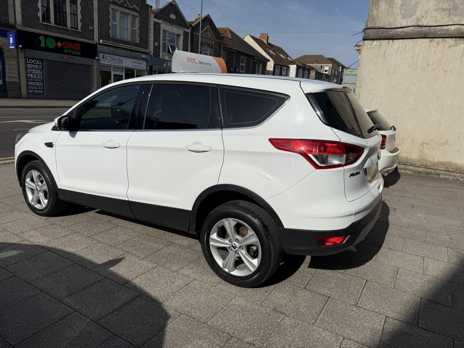 2015 Ford KUGA 2.0 TDCi Zetec, exterior view 4