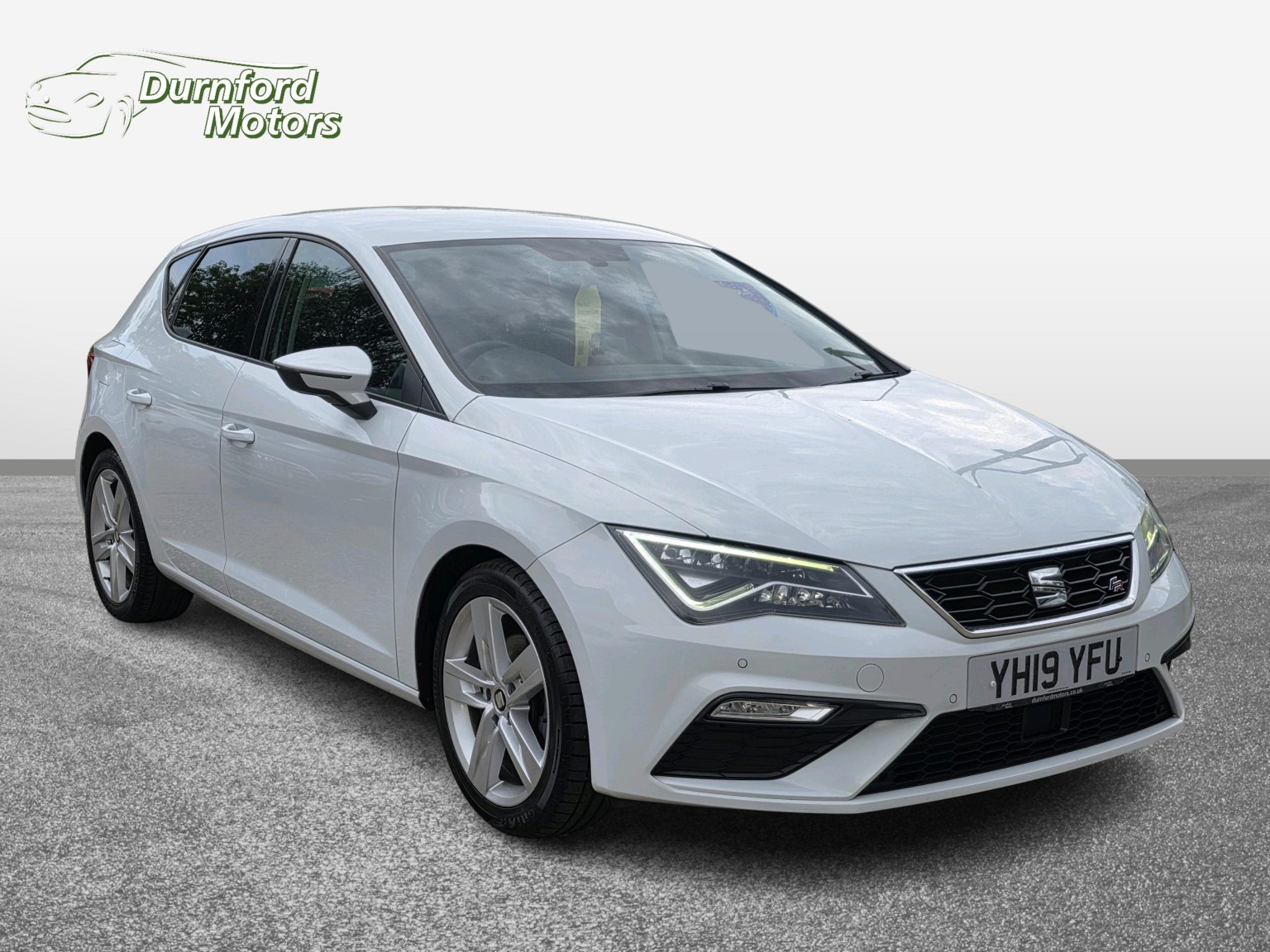 2019 SEAT LEON 1.5 TSI EVO FR, exterior view 3
