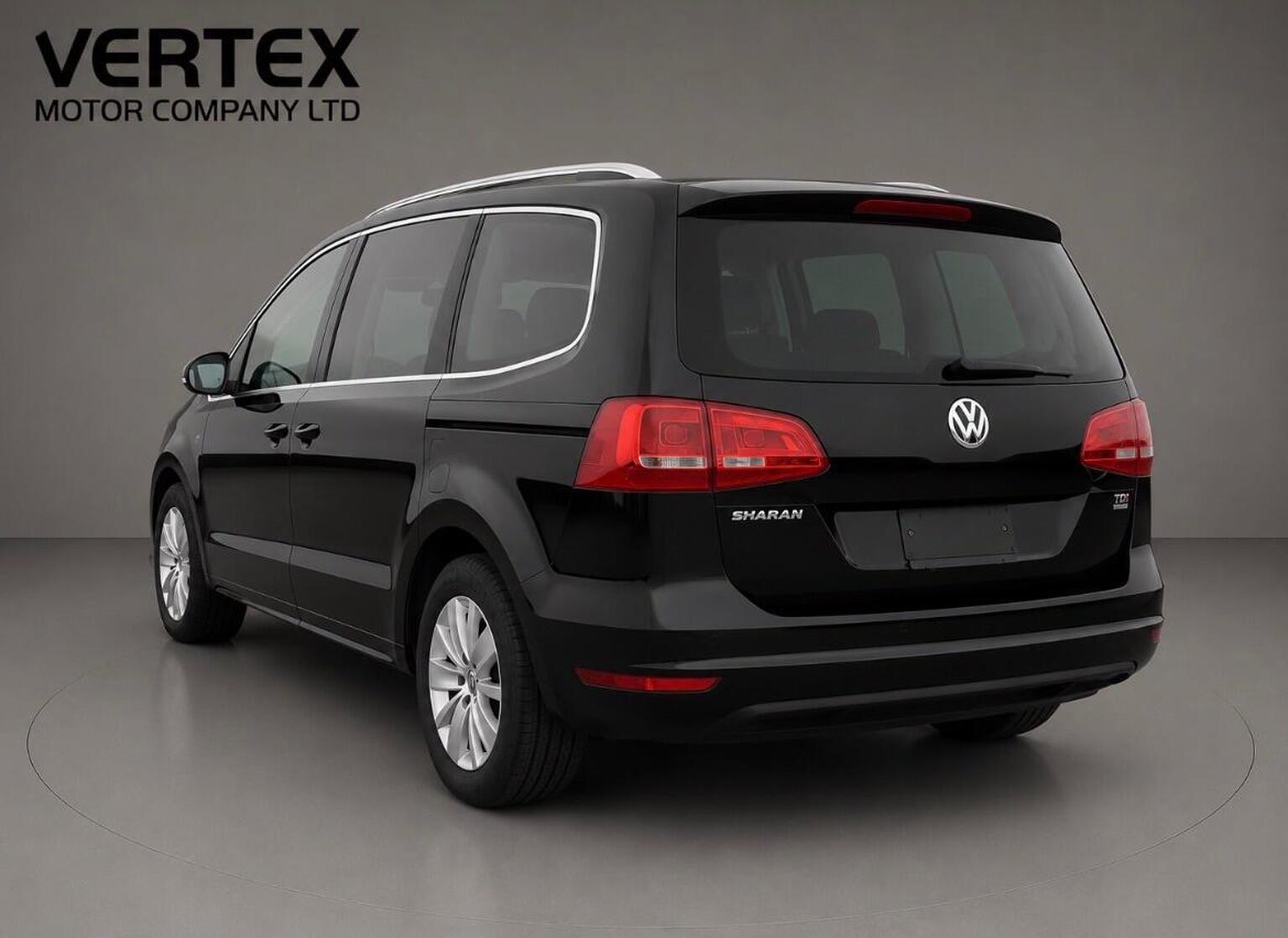 2015 Volkswagen SHARAN 1.4 TSI BlueMotion Tech S DSG Euro 6, exterior view 3