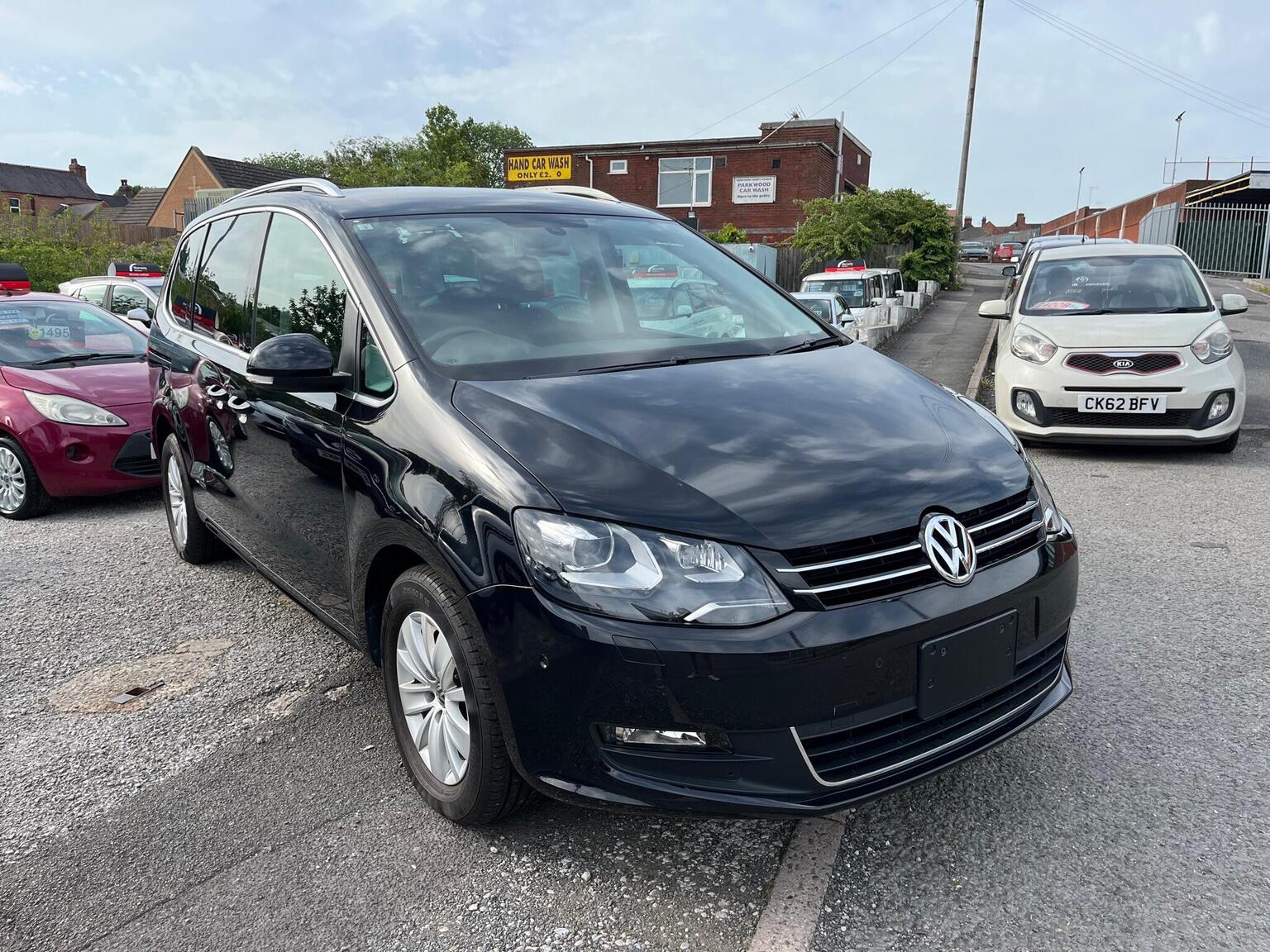 2015 Volkswagen SHARAN 1.4 TSI BlueMotion Tech S DSG Euro 6, exterior view 4