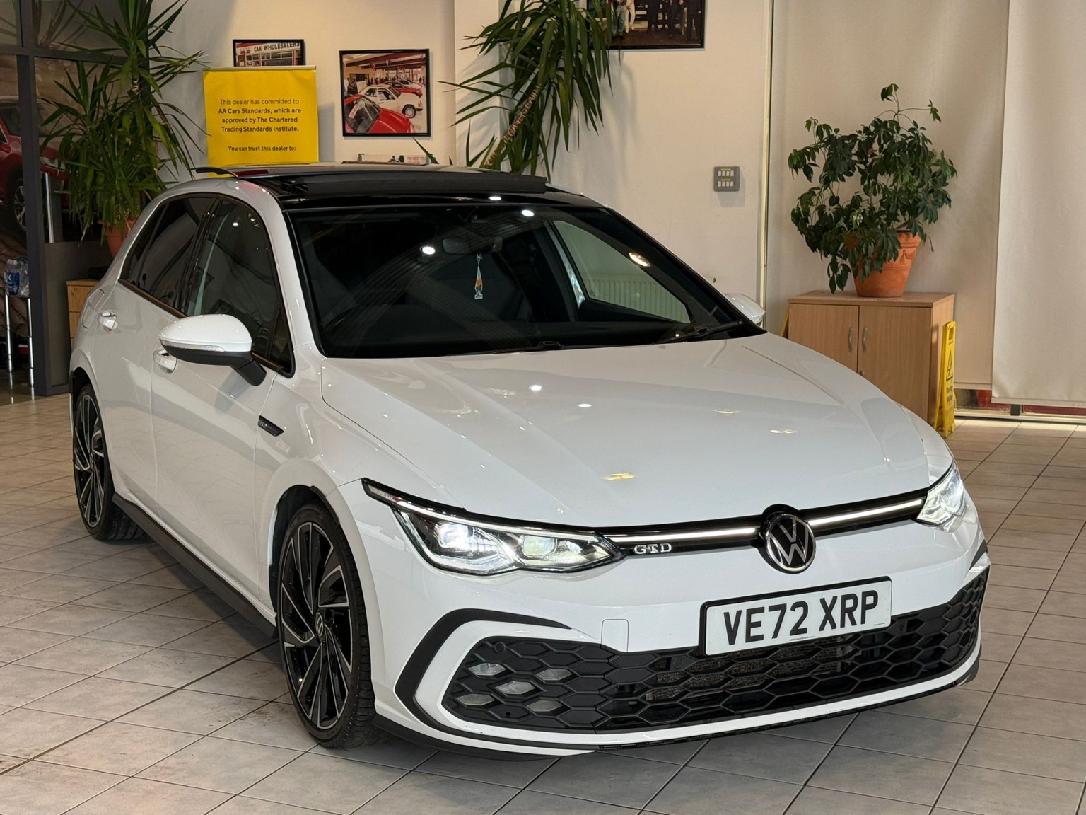 2023 Volkswagen GOLF 2.0 TDI GTD, exterior view 2