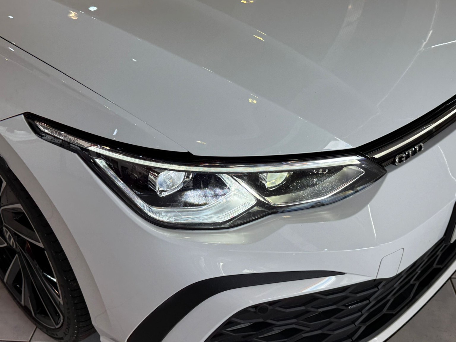 2023 Volkswagen GOLF 2.0 TDI GTD, exterior view 3