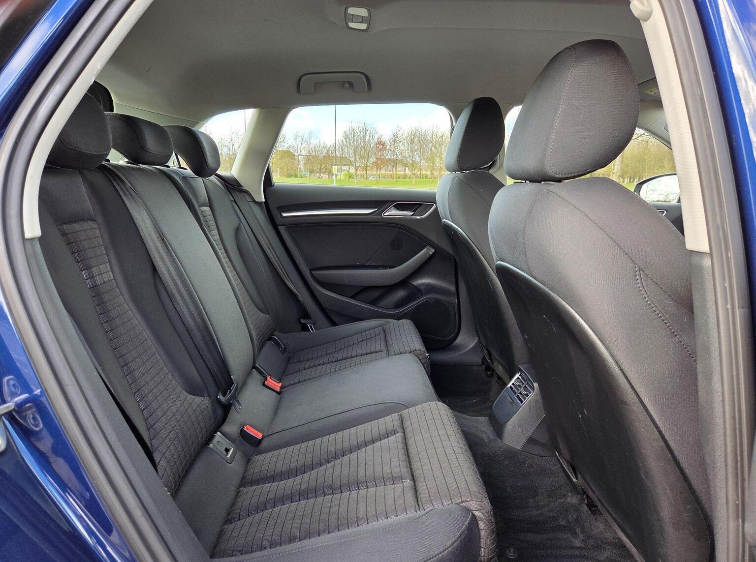 2015 Audi A3 1.6 TDI Sport Sportback Euro 6 (s/s) 5dr, exterior view 3
