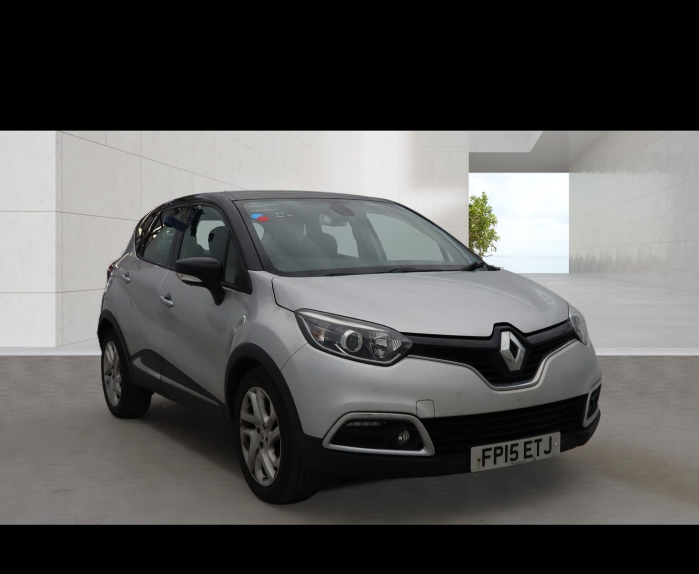 2015 Renault CAPTUR 1.5 Dynamique MediaNav dCi 90 Stop & Start for sale, exterior front view