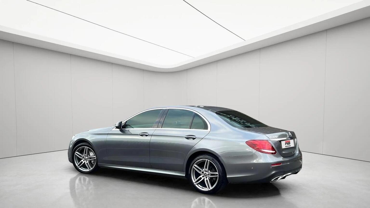 2017 Mercedes-Benz E CLASS 2.0 E220d AMG Line G-Tronic+ Euro 6 (s/s) 4dr, exterior view 4