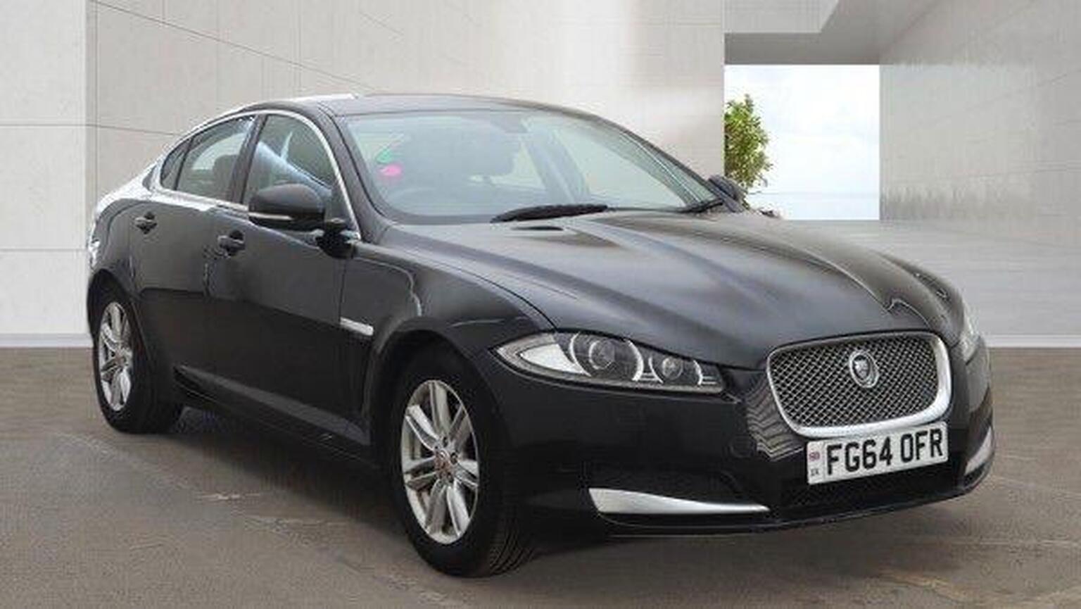 2014 Jaguar XF 2.2d Luxury Auto Euro 5 (s/s) 4dr for sale, exterior front view