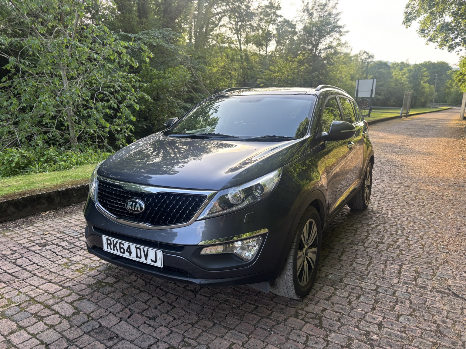 2014 Kia SPORTAGE 1.7 CRDi EcoDynamics 3 for sale, exterior front view