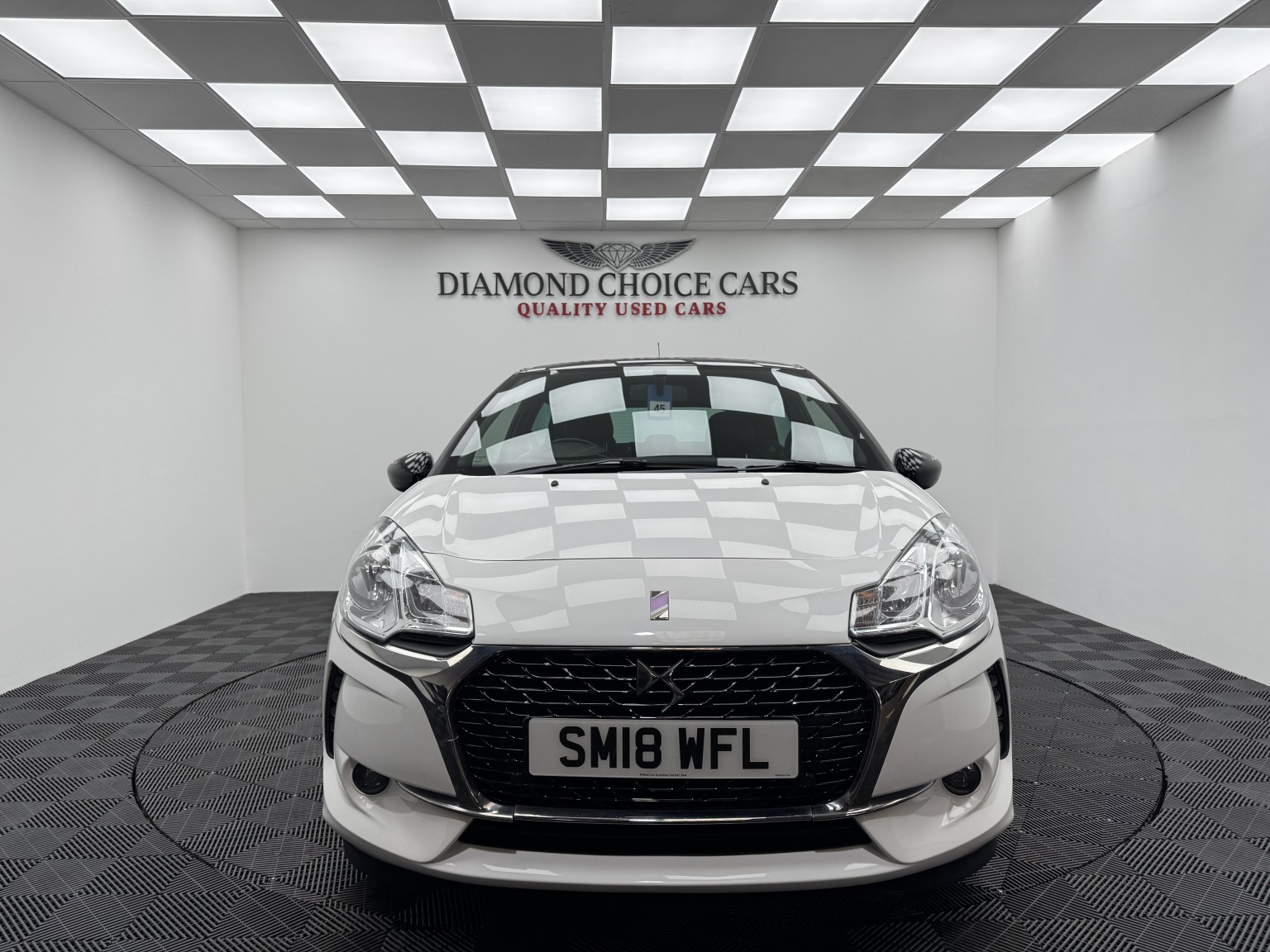 2018 Ds Automobiles DS 3 1.2 PureTech Performance Line, exterior view 2