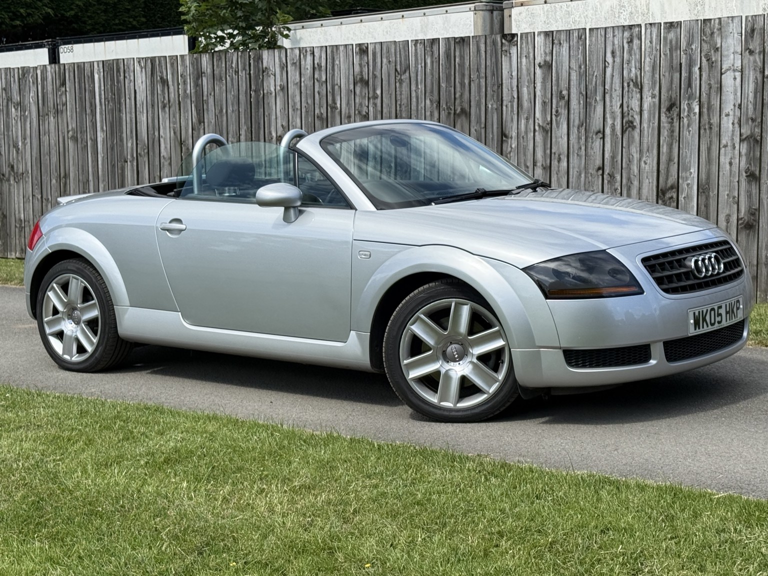2005 Audi TT 1.8 T for sale, exterior front view