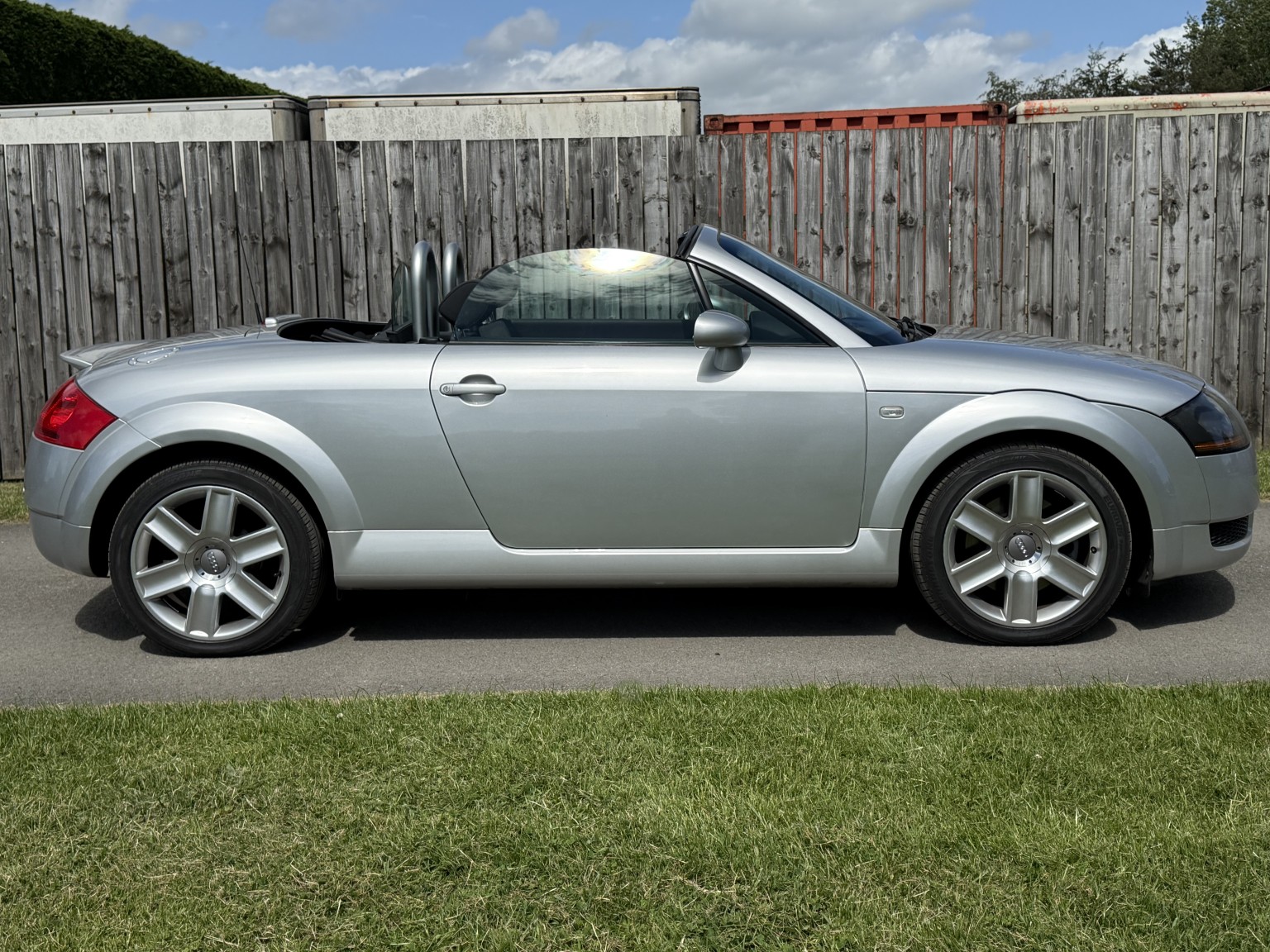 2005 Audi TT 1.8 T, exterior view 4