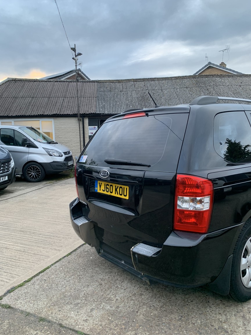 2010 Kia SEDONA 2.2 CRDi 1, exterior view 2