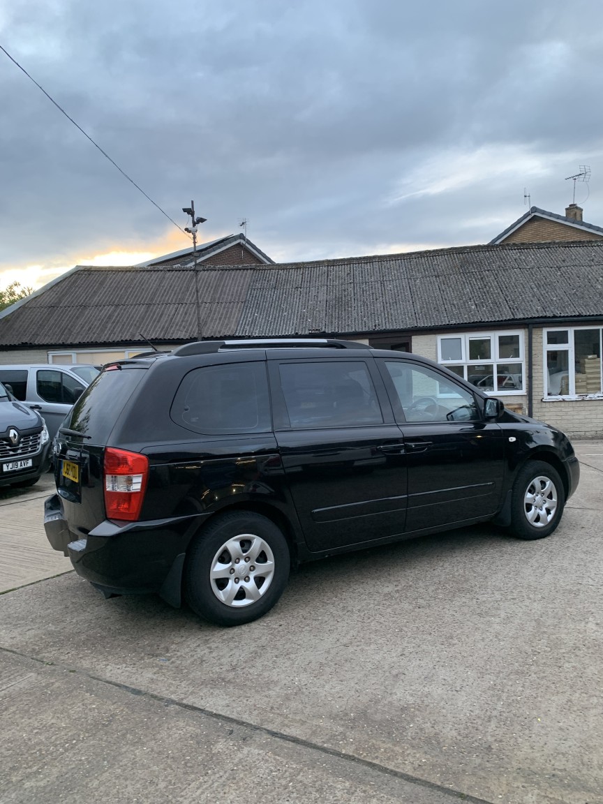 2010 Kia SEDONA 2.2 CRDi 1, exterior view 4
