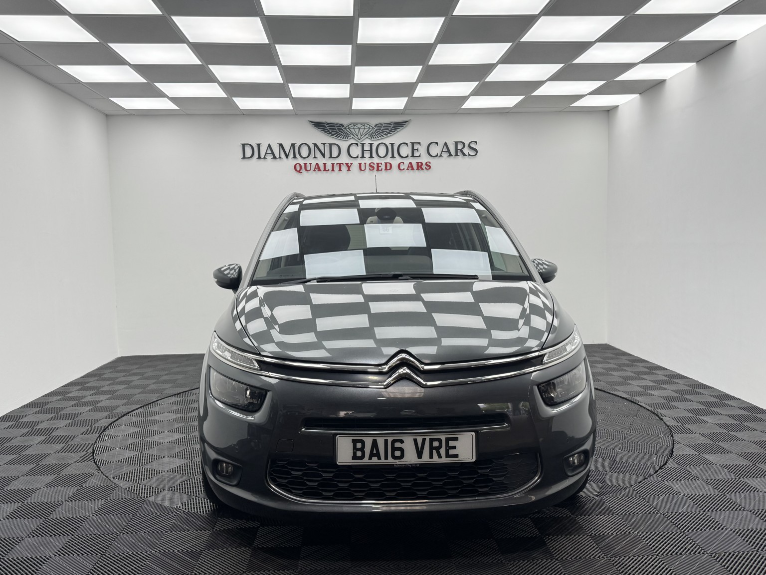 2016 Citroen GRAND C4 PICASSO 1.6 BlueHDi Exclusive+, exterior view 2