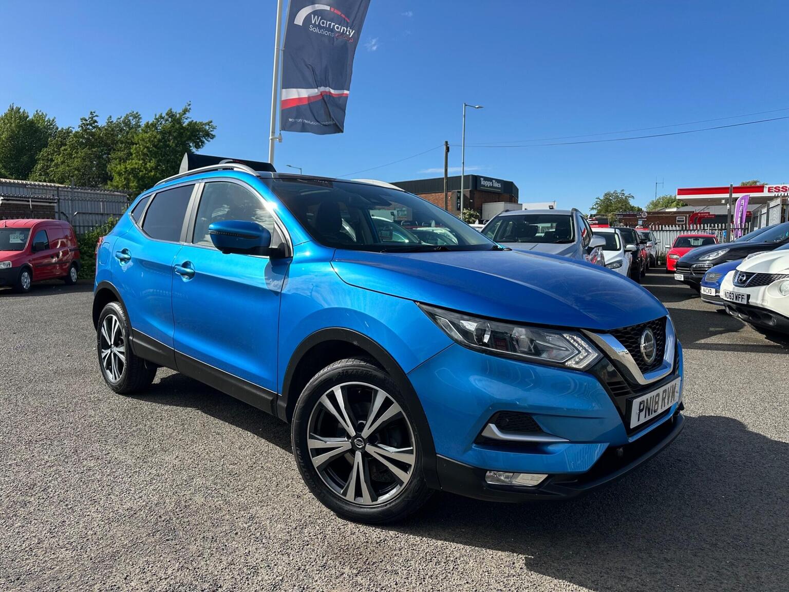 2018 Nissan QASHQAI 1.2 DIG-T N-Connecta Euro 6 (s/s) 5dr for sale, exterior front view