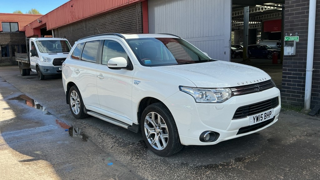 2015 MITSUBISHI OUTLANDER 2.0 h 12kWh GX5h