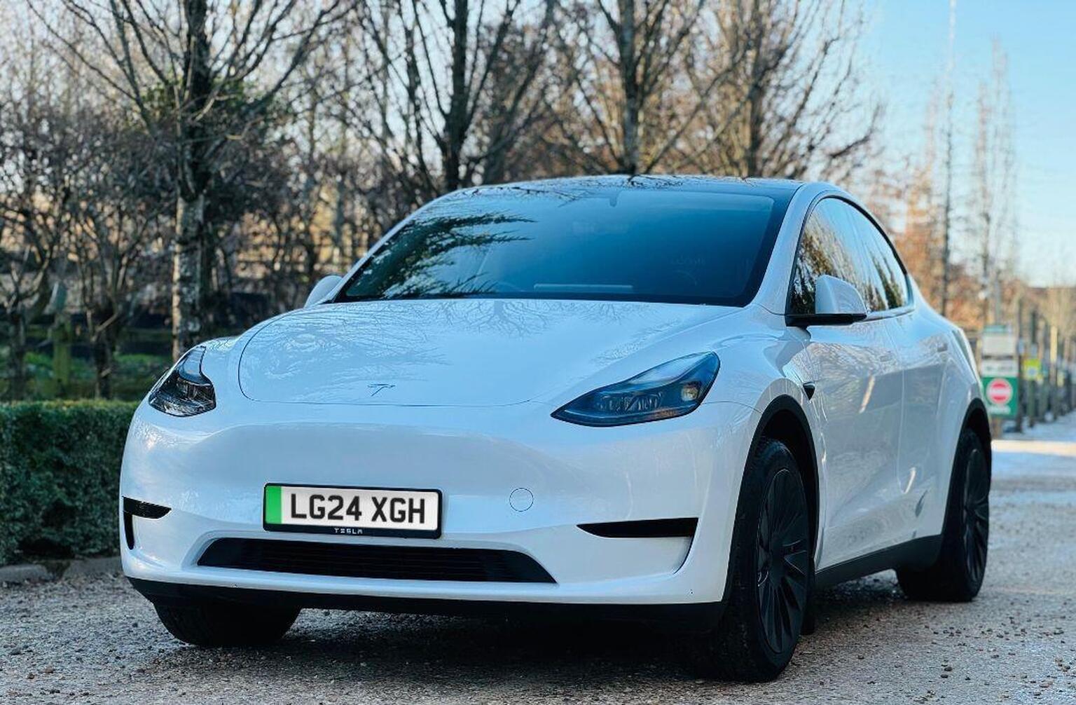 2024 Tesla MODEL Y Auto RWD 5dr, exterior view 2