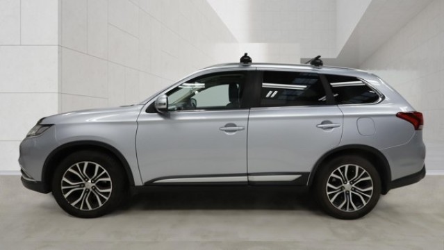 2017 Mitsubishi OUTLANDER 2.2 DI-D 4, exterior view 4